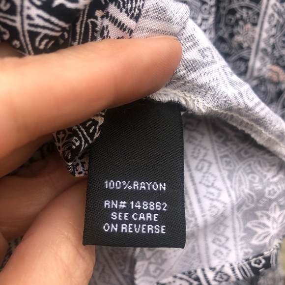 Torrid off the shoulder Challis mini dress. - Picture 10 of 10